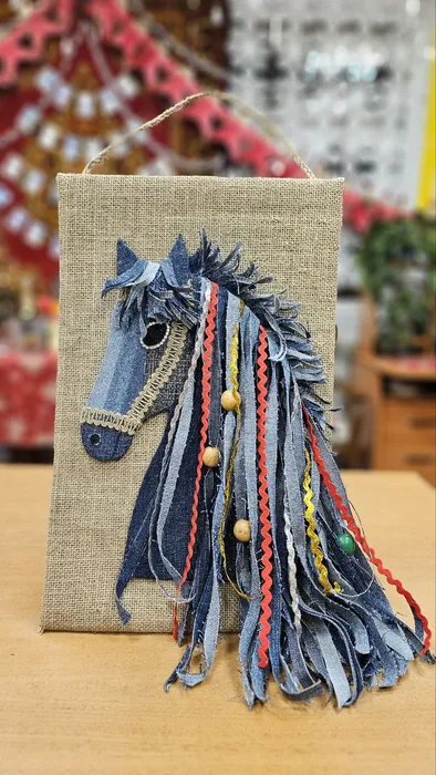 photo_5222104573634352397_y