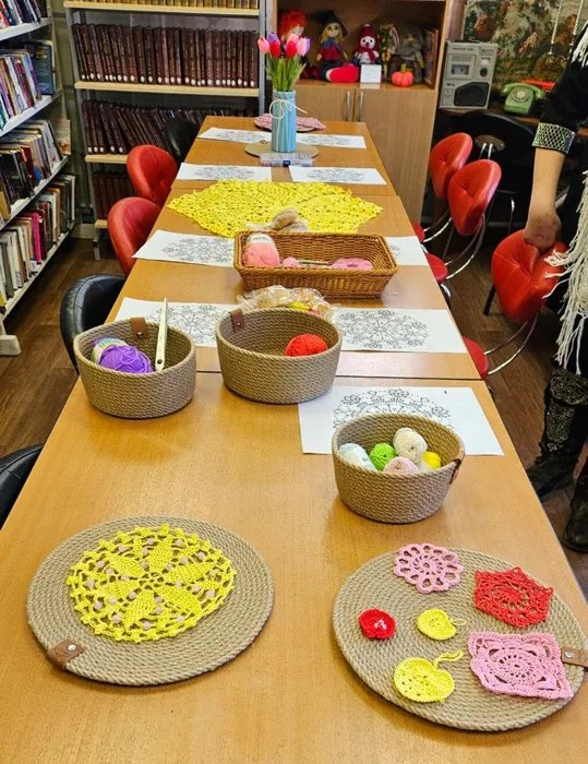 photo_5224422915376355043_y