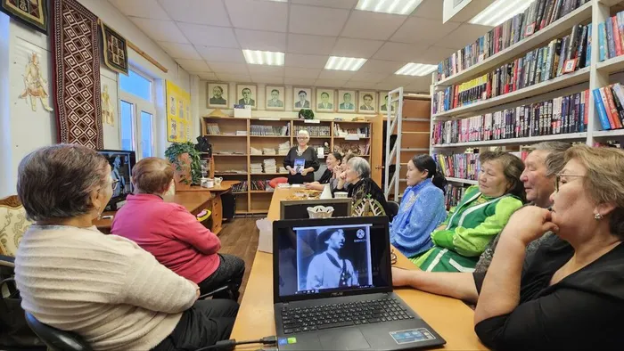 photo_5474287714472496617_y