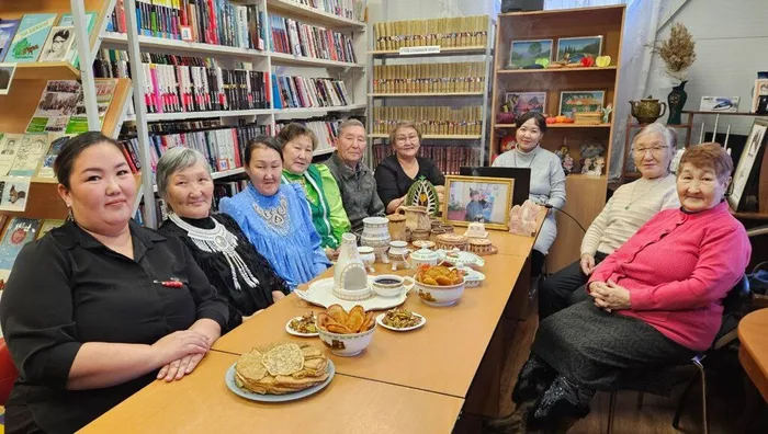 photo_5474287714472496611_y