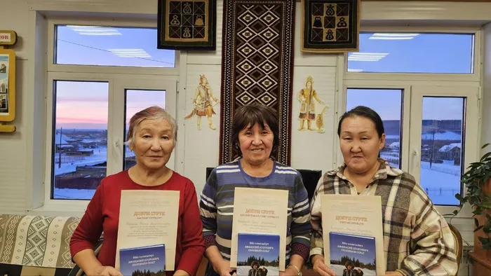 photo_5474287714472496561_y